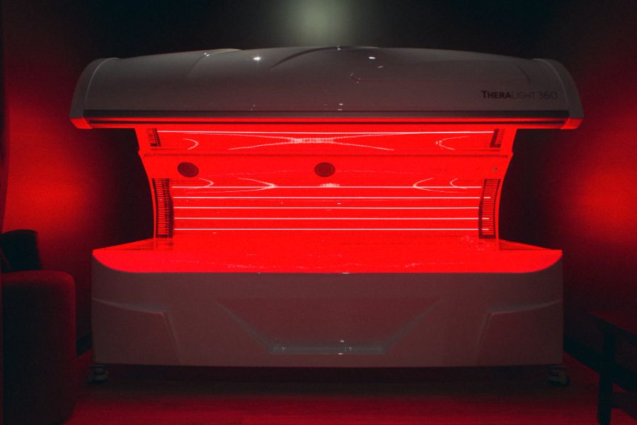 Red Light Therapy at Mindbody Lounge
